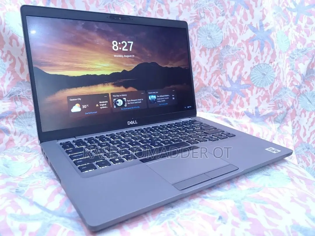 Laptop Dell 3GB Intel SSD 256GB