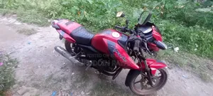 TVS Apache RTR 160 2V 2015 Red