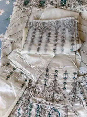 ব্যবহৃত পোশাক বিক্রি