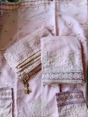 ব্যবহৃত পোশাক বিক্রি