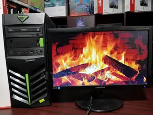 Desktop Computer Gigabyte 4GB Intel Core i7 HDD 500GB