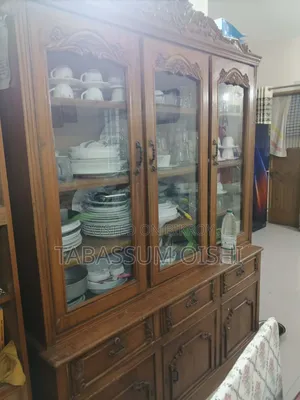 Showcase Cabinet