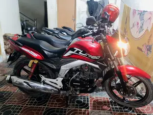 রানার টার্বো ভি২ ২০২২ রেড