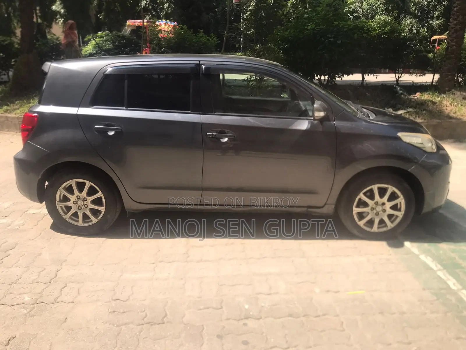 Toyota IST 2010 Gray