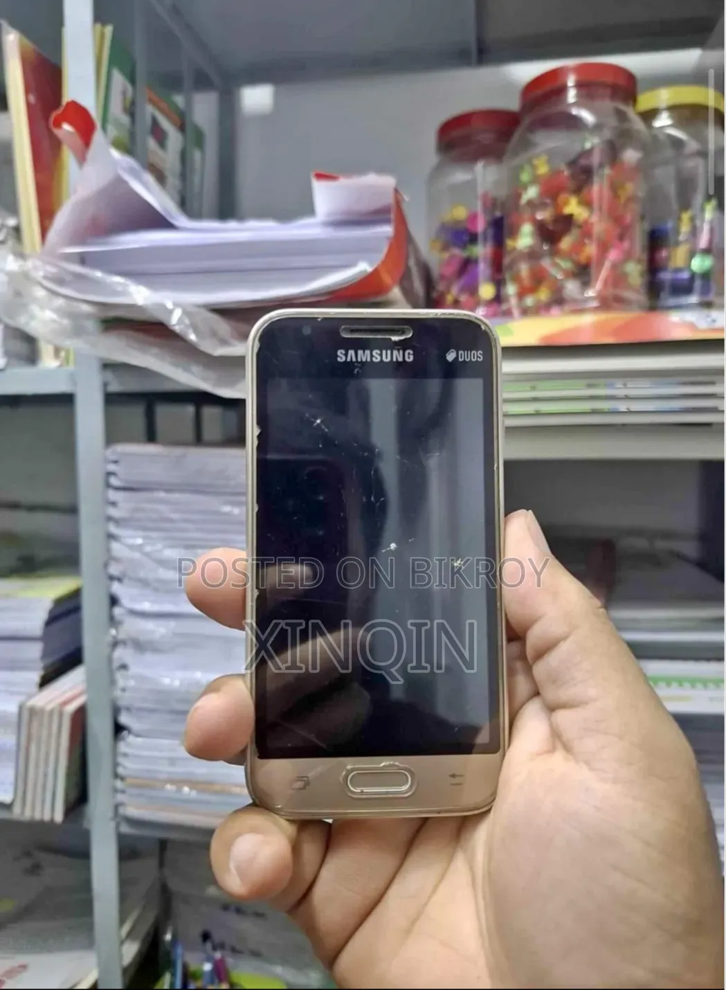 Samsung Galaxy J1 Nxt 8 GB Gold