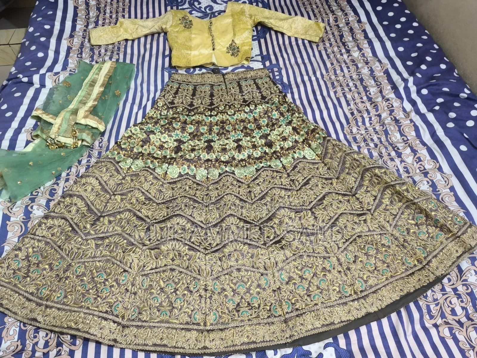 লেহেঙ্গা চোলি