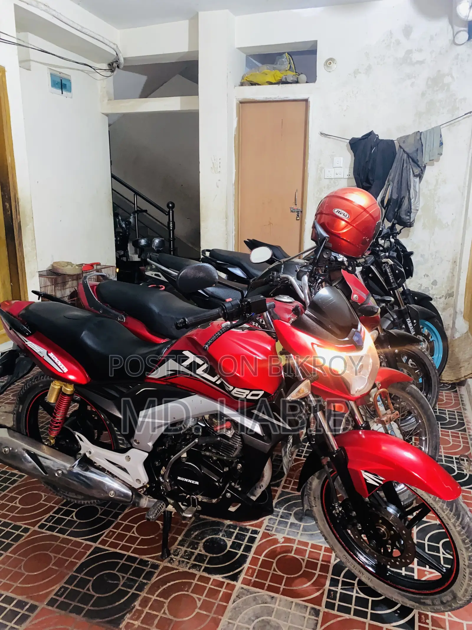 Runner Turbo V2 2022 Red