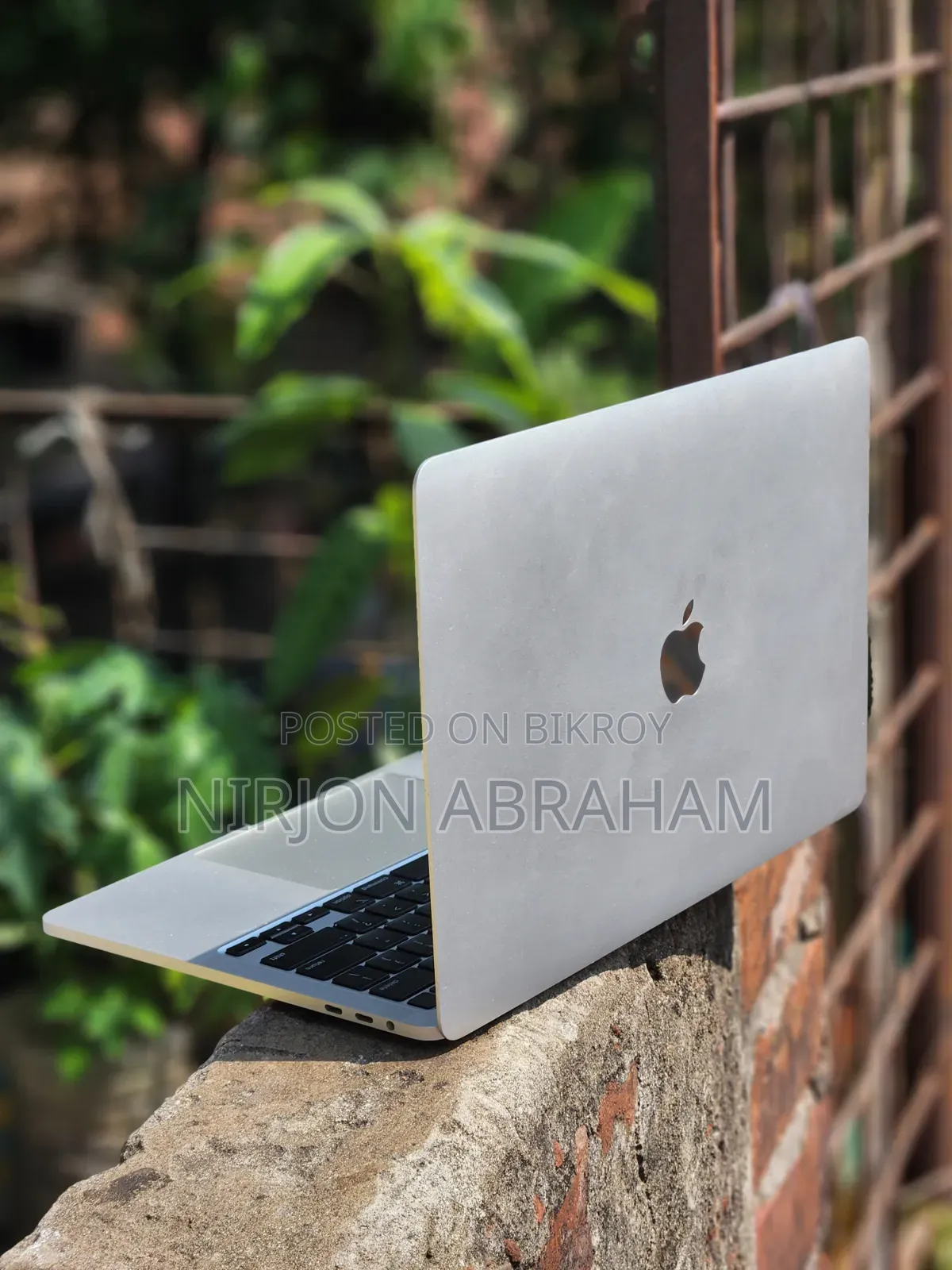 Laptop Apple MacBook Pro 2020 16GB Intel Core i5 SSD 512GB