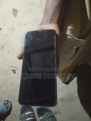 Infinix Hot 11 Play 64 GB
