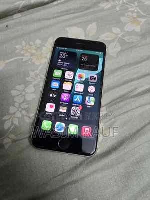 Apple iPhone SE (2022) 64 GB White