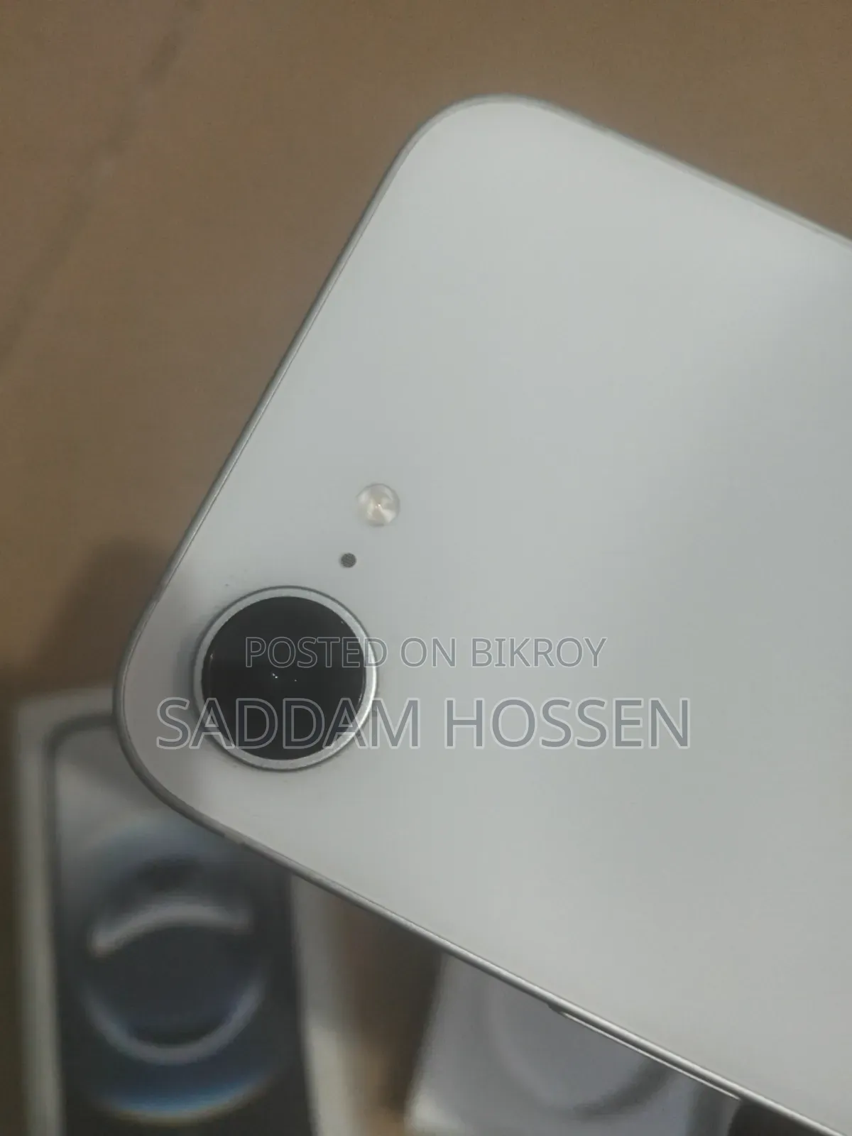Apple iPhone 16e 128 GB White
