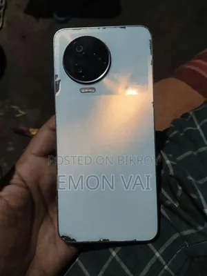 ইনফিনিক্স নোট ১২ ১২৮ জিবি হোয়াইট