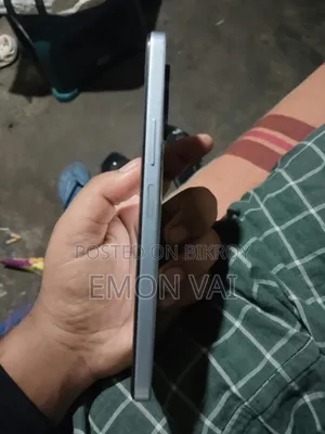 ইনফিনিক্স নোট ১২ ১২৮ জিবি হোয়াইট