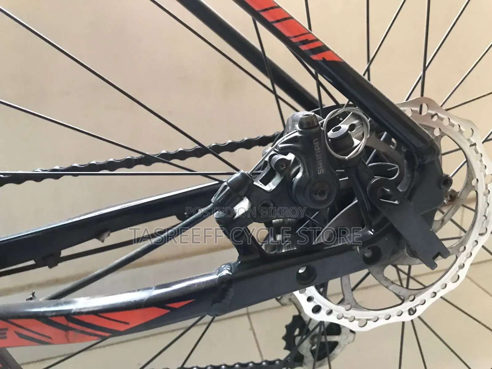 Veloce Outrage 602
