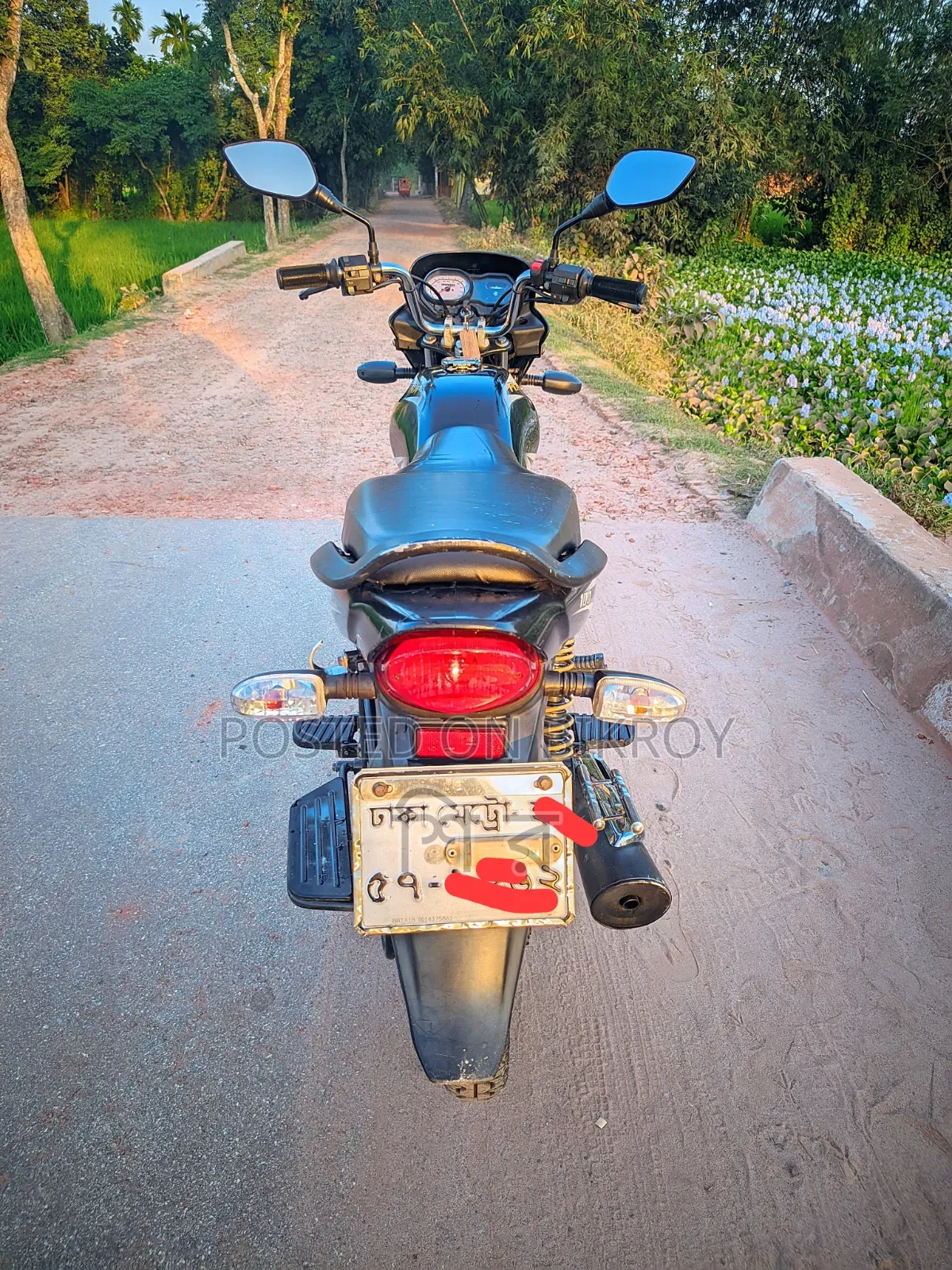 বাজাজ প্লাটিনা ১০০ ২০১৮ ব্ল্যাক