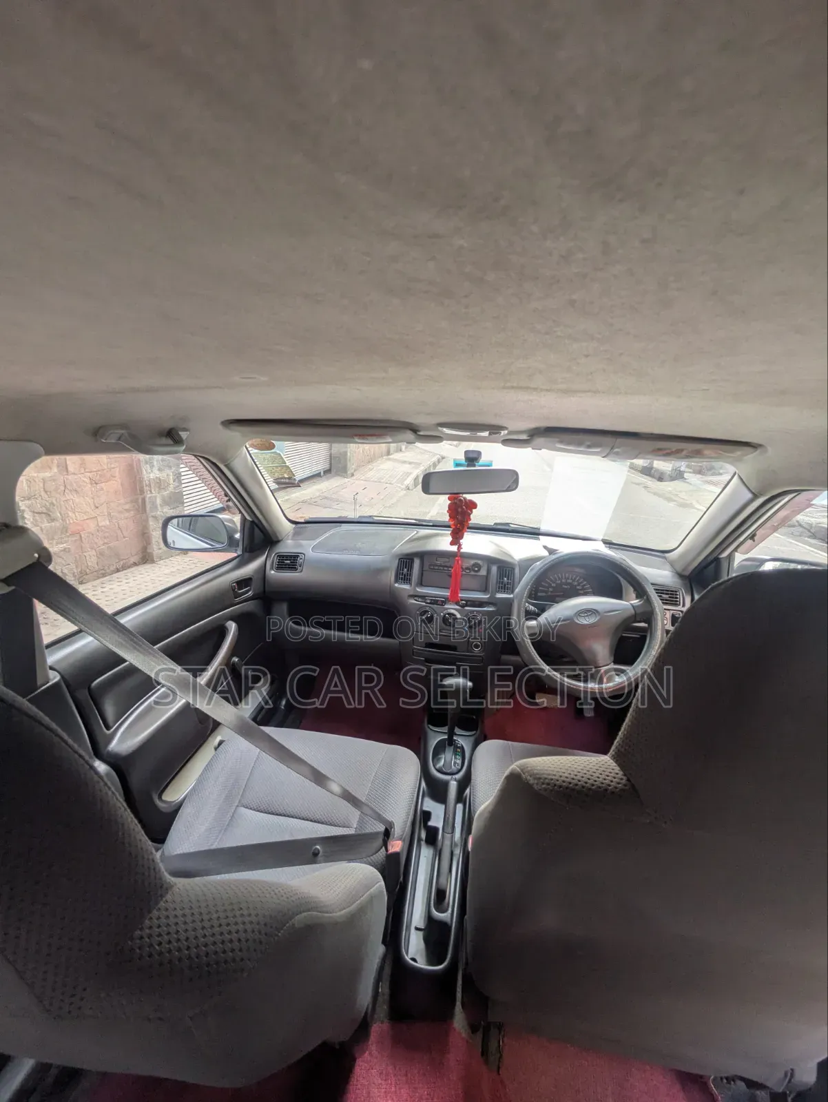 Toyota Corolla 2004 White