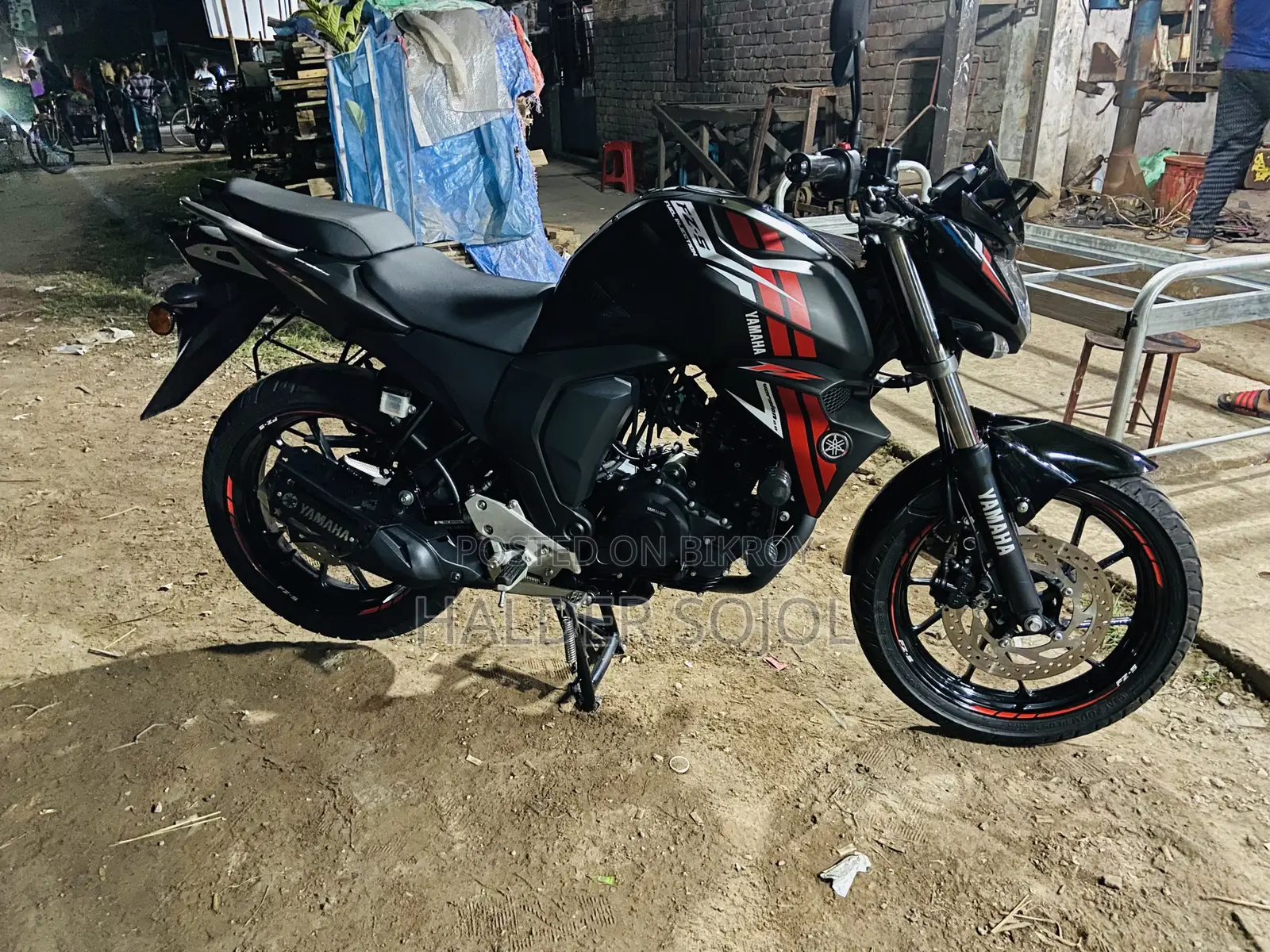 Yamaha FZS V2 2025 Black