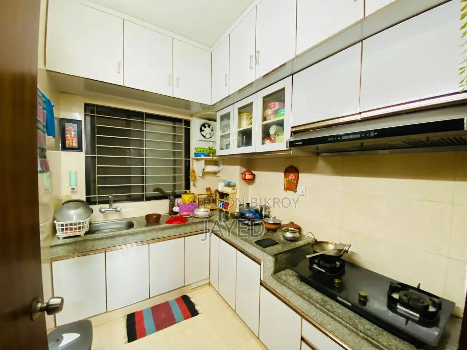 3 Bedroom Shared Apartment in South View, Khilkhet for rent