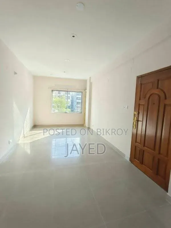 3 Bedroom Shared Apartment in South View, Khilkhet for rent