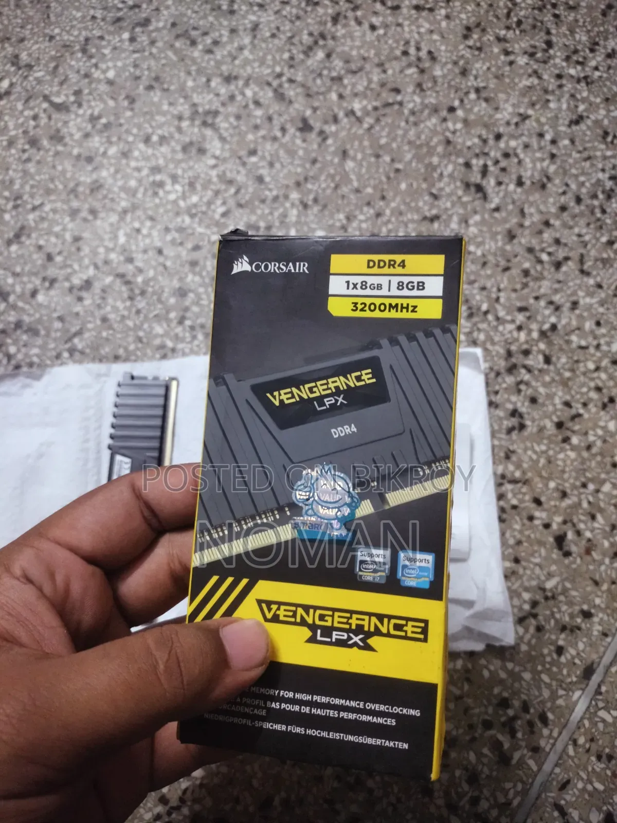 8x2 GB RAM for Sell DDR4 3200MHz