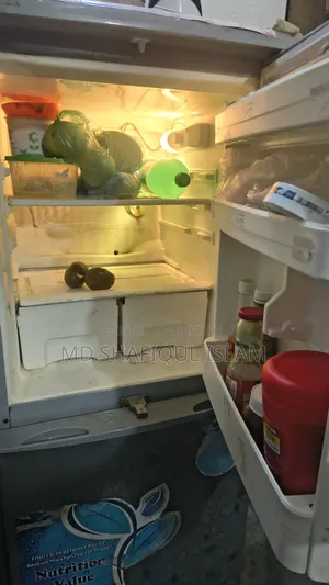 Walton Refrigerator (11.5 CFT) (207 LTR)