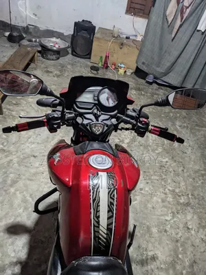 TVS Apache RTR 160 2V 2017 Red