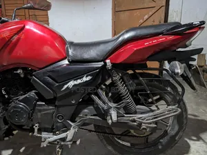 TVS Apache RTR 160 2V 2017 Red