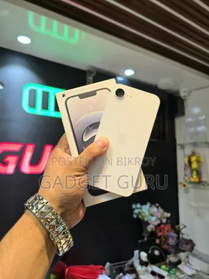 Apple iPhone 16e 128 GB White