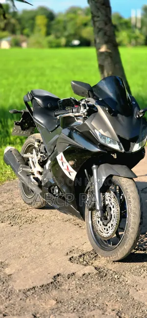 Yamaha R15 V3 2023 Black