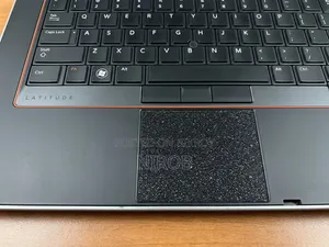 Laptop Dell Latitude E6420 4GB Intel Core i5 HDD 320GB