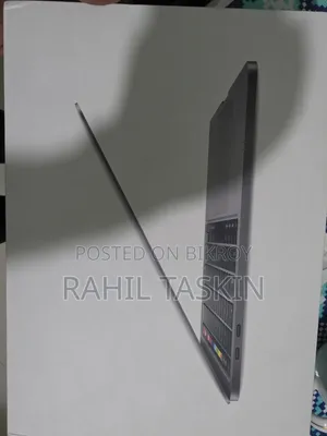 New Laptop Apple MacBook 2020 16GB Intel Core i5 SSD 1T