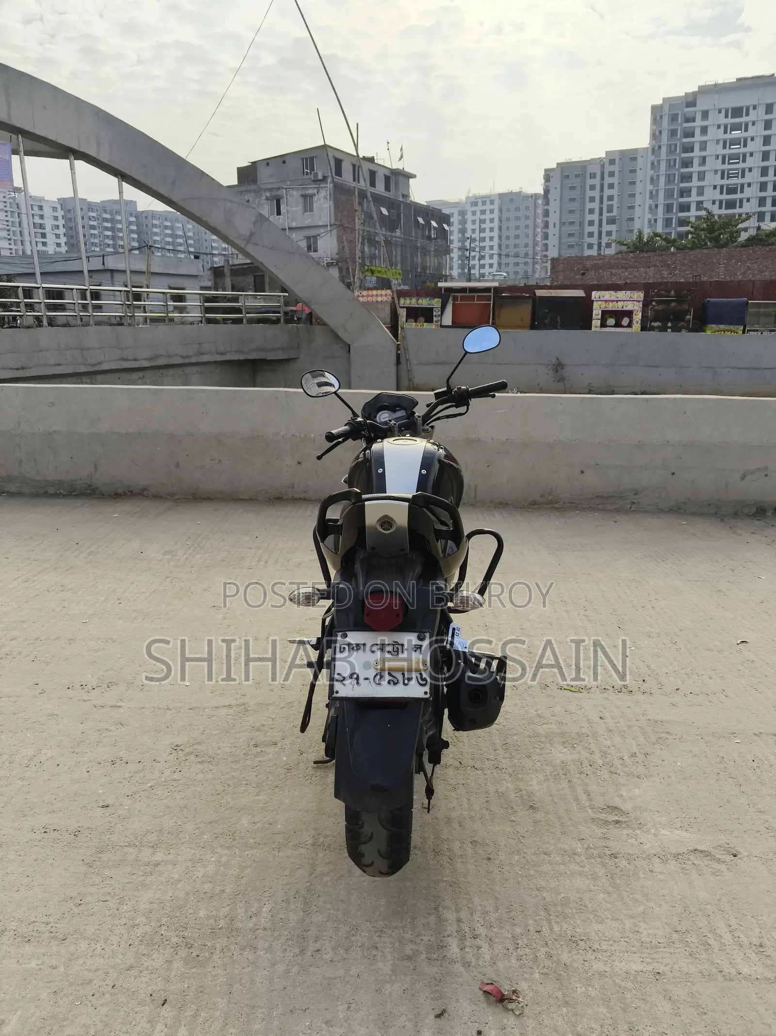 ইয়ামাহা এফজেড ২০১০ কালো