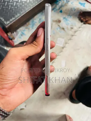 স্যামসাং গ্যালাক্সি এস২২ ৫জি ২৫৬ জিবি সাদা