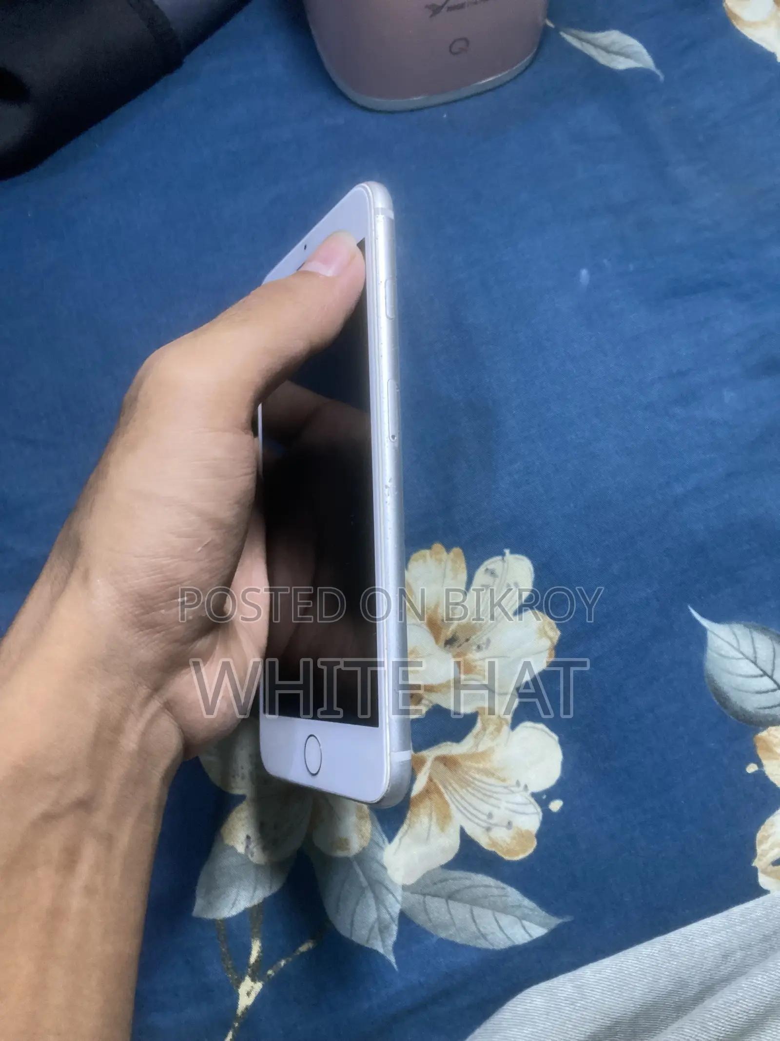 অ্যাপল আইফোন ৮ প্লাস ৬৪ জিবি হোয়াইট