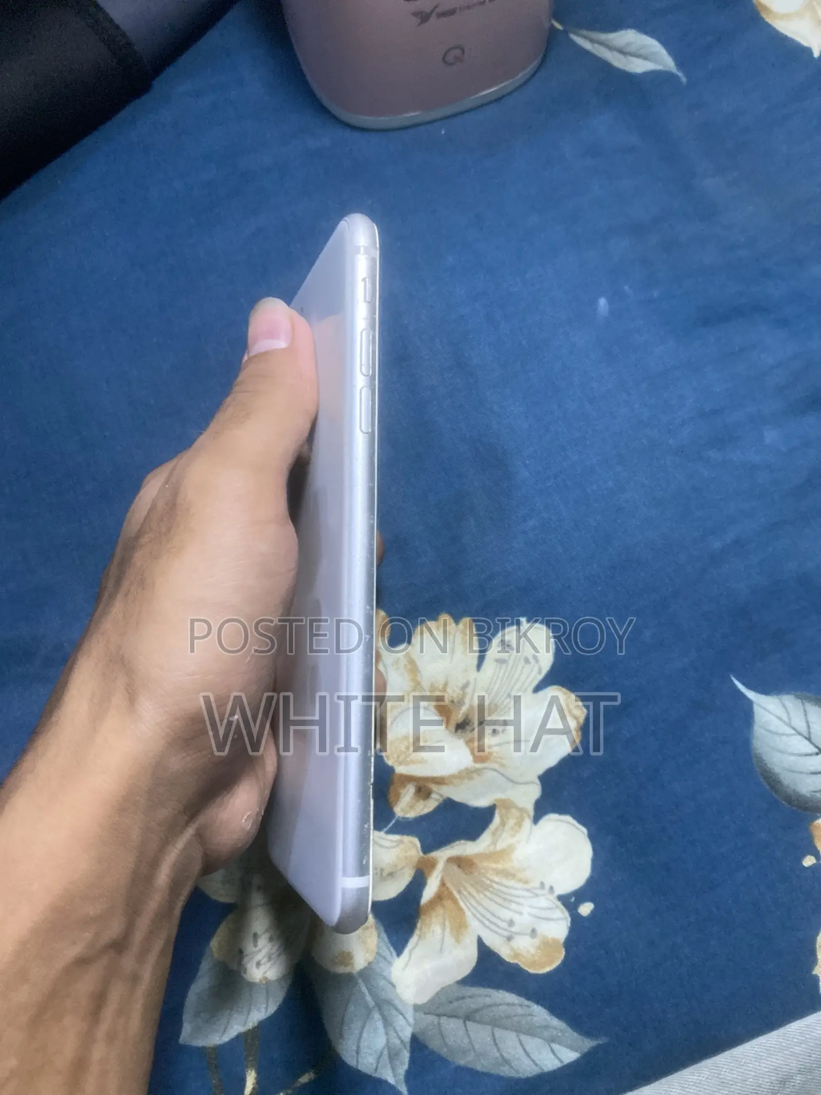 অ্যাপল আইফোন ৮ প্লাস ৬৪ জিবি হোয়াইট