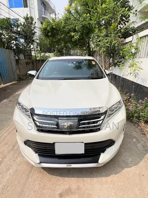 Toyota Harrier 2.5 Hybrid Four-Wheel Drive 2018 Pearl