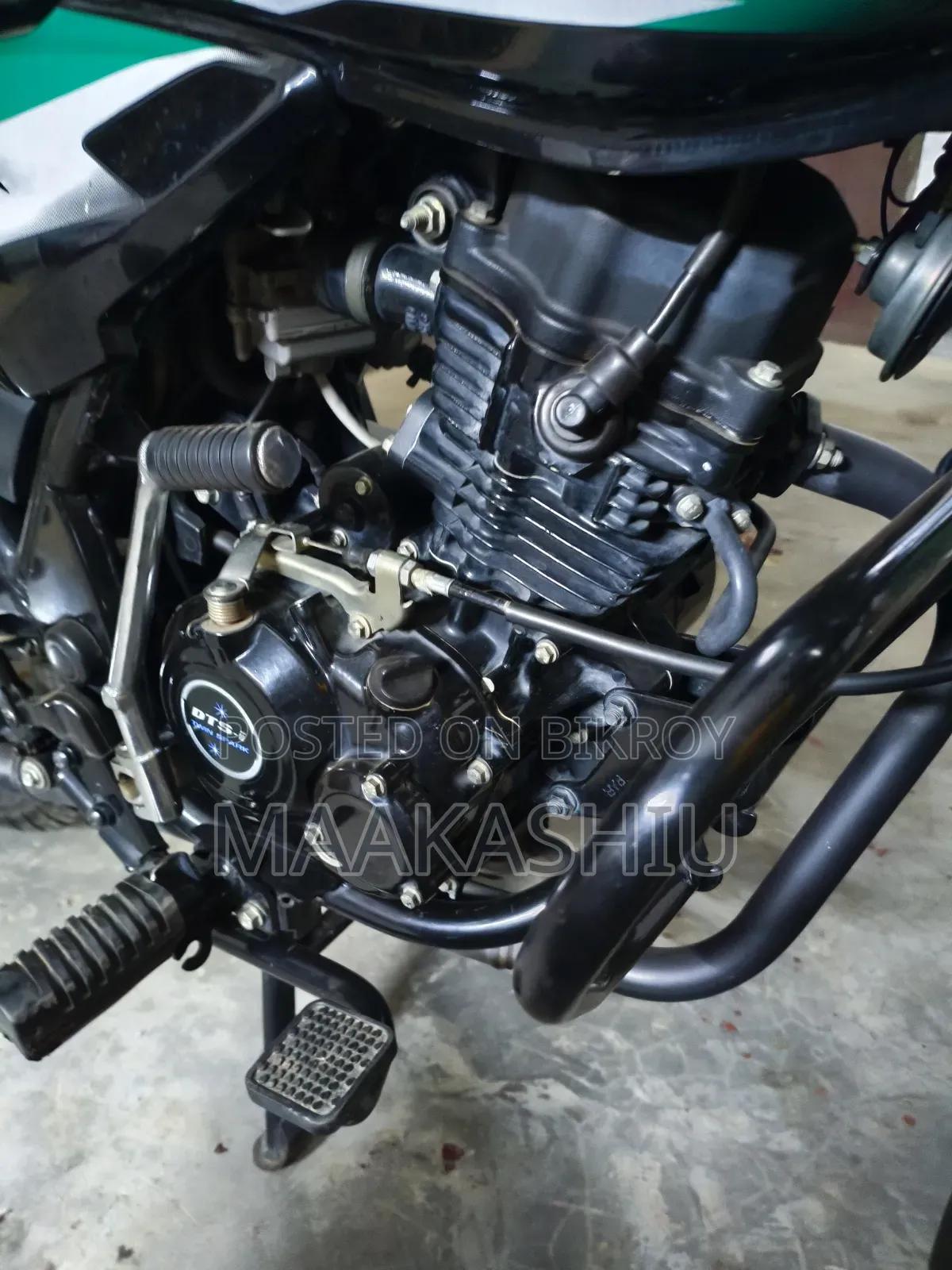 Bajaj Discover 125 2024 Purple