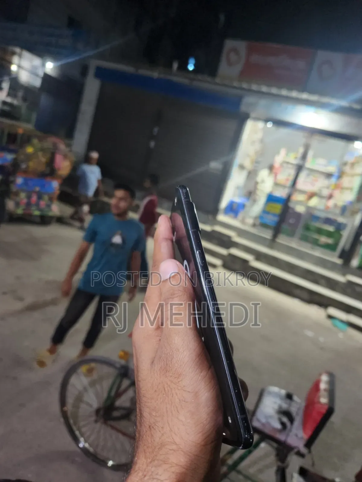 গুগল পিক্সেল ৭ প্রো ১২৮ জিবি ব্ল্যাক