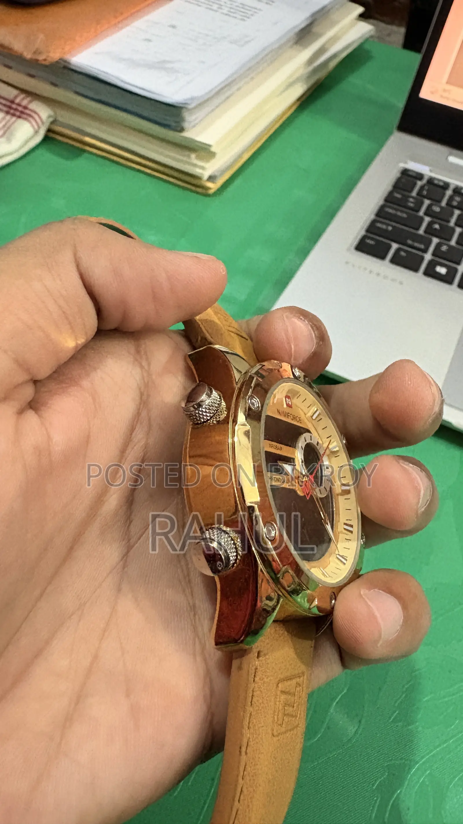 Naviforce 9208l-Golden