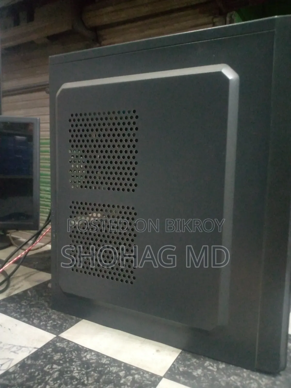 Gigabyte GA-H110MSTX-HD3-ZK 4GB Intel Core i3 SSD 128GB