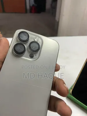 অ্যাপল আইফোন ১৫ প্রো ২৫৬ জিবি হোয়াইট
