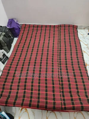 ম্যাট্রেস ও বেডিং ৫'×৬.৫'×৫"