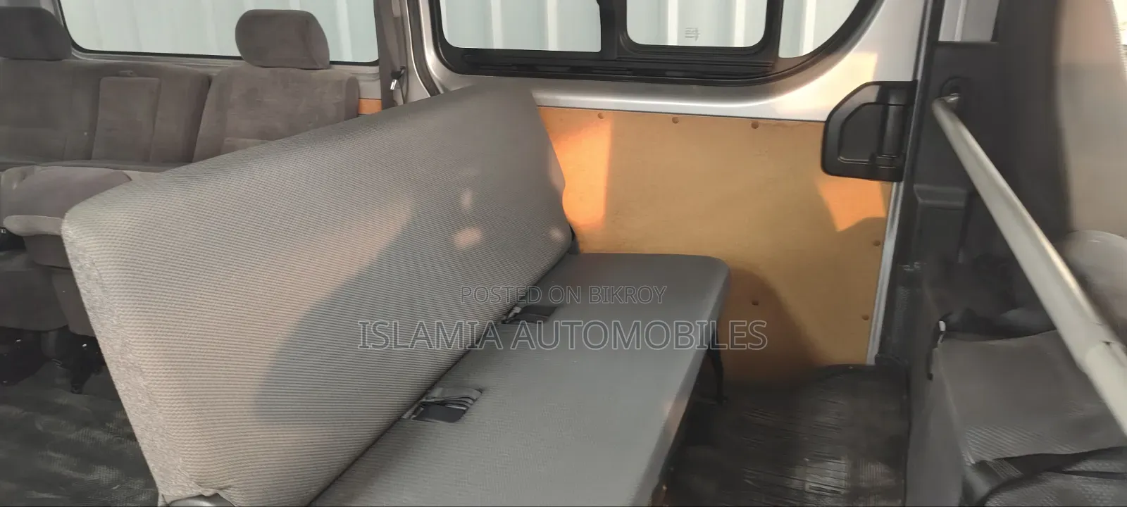 Toyota HiAce 2021 Silver
