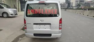টয়োটা হাইএস ২০২১ সিলভার