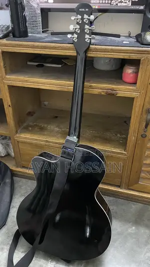 অ্যাকোস্টিক গিটার