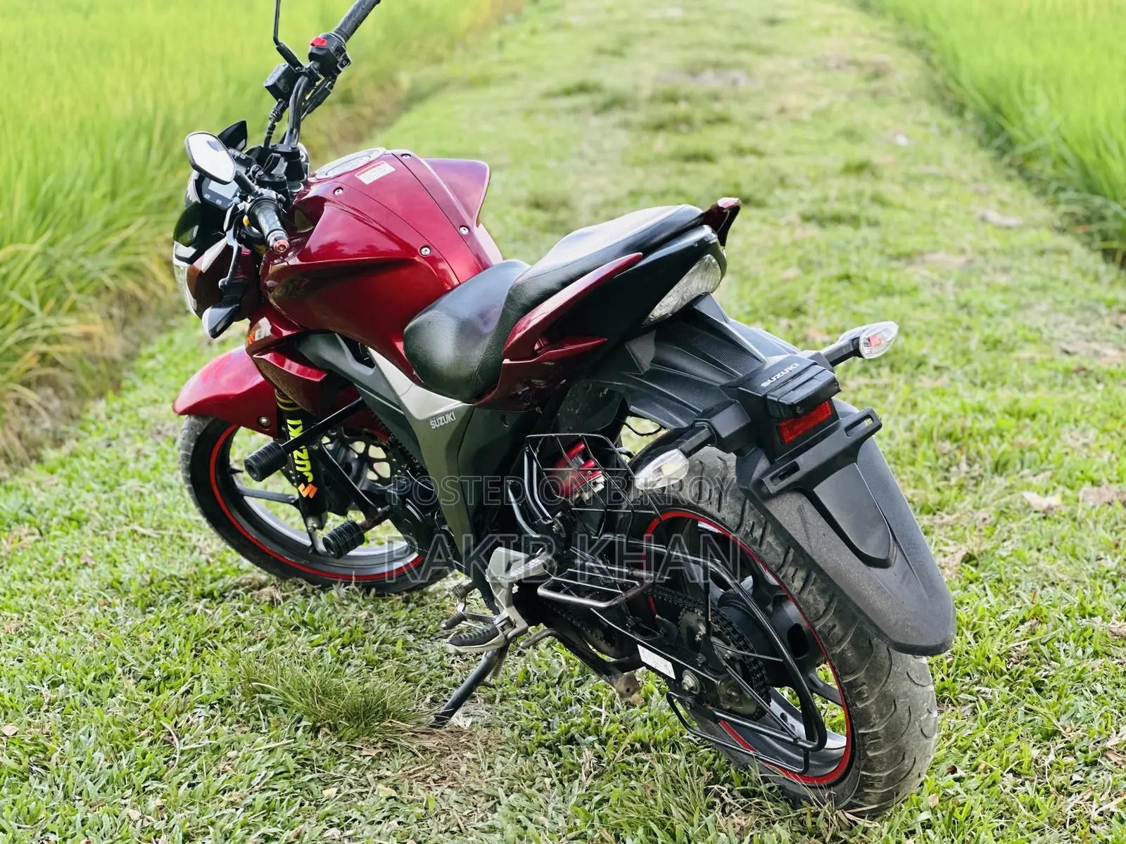 Suzuki Gixxer 2025 Red