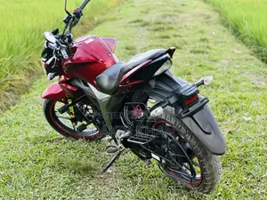 Suzuki Gixxer 2025 Red