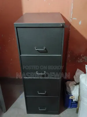 একটি ফাইল কেবিনেট বিক্রি হবে