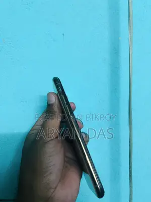 অ্যাপল আইফোন এক্সএস ৬৪ জিবি গোল্ড