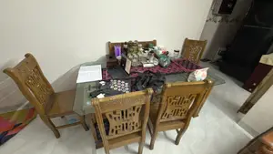 সেগুন কাঠের ডাইনিং টেবিল, নতুন টেবিল কিনব তাই বিক্রি করতে চাচ্ছি ।